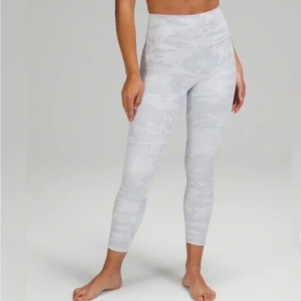 Lululemon Wunder Under High Rise Tight 28”